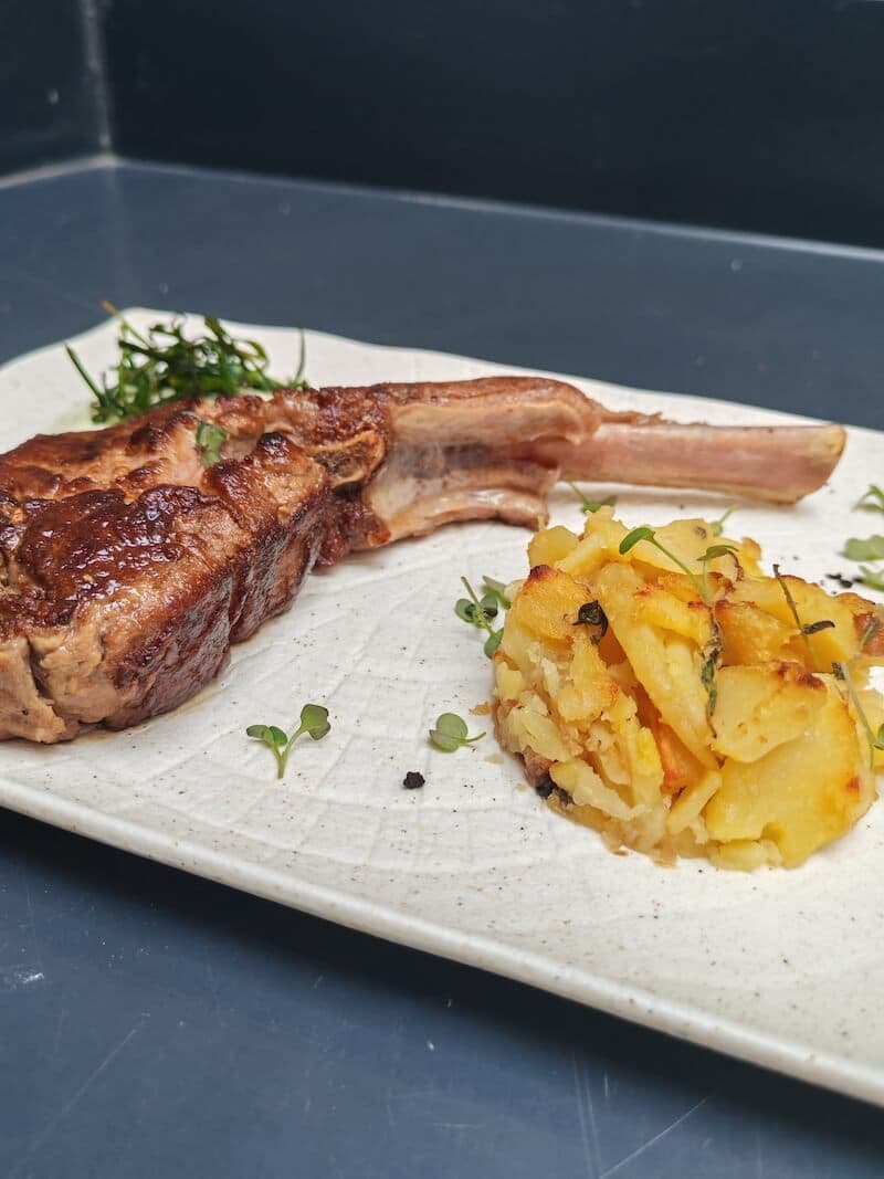 Veal Tomahawk